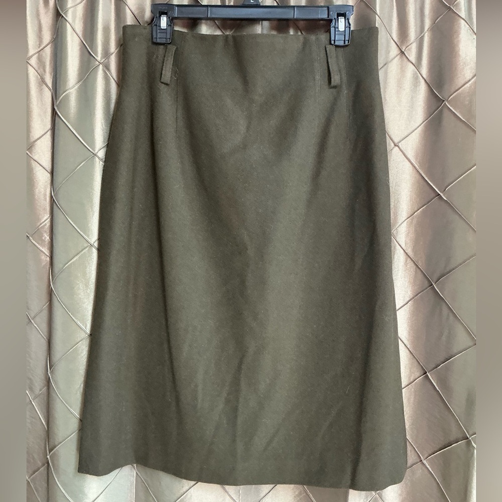 EUC- Vintage Radcliffe 100% Wool Flannel Fitted Pencil Skirt